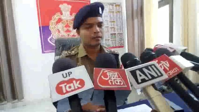 सपा सांसद राजीव राय पर डाक्टर सौरभ त्रिपाठी ने कराया मुकदमा दर्ज, सिओ सिटी अंजनी कुमार पांडे ने क्या कहा सुनें 