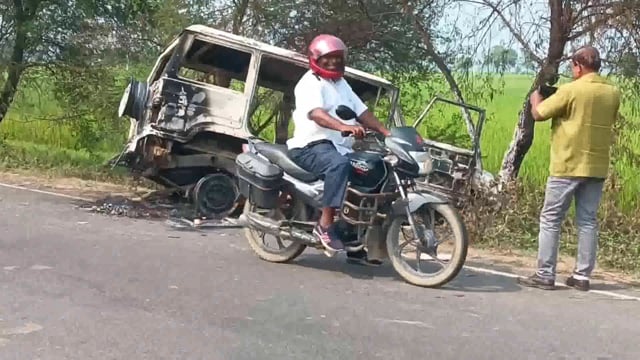 पुलिस पदा०के साथ मारपीट एवं 112 पुलिस वाहन जलाने के मामले में 39 नामजद एवं 150 अज्ञात पर प्राथमिकी दर्ज 