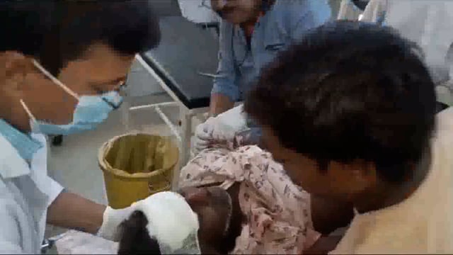 थाना सदर बाजार क्षेत्र में मजदूरी करते वक्त मजदूर पर गिरी पटिया दबकर घायल अस्पताल में कराया भर्ती