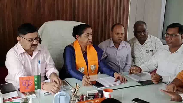 लक्सर पहुंची राज्य सभा सासंद कल्पना सैनी! बी जे पी सदस्यता अभियान को लेकर जाना अपडेट!