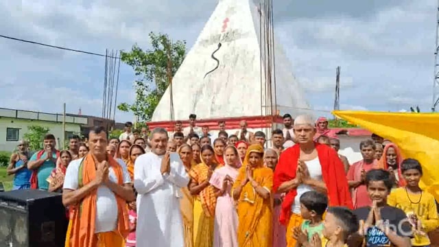 डकरा गांव में पुराने शिव मंदिर की जगह नए शिव मंदिर का निर्माण कार्य हुआ प्रारंभ।