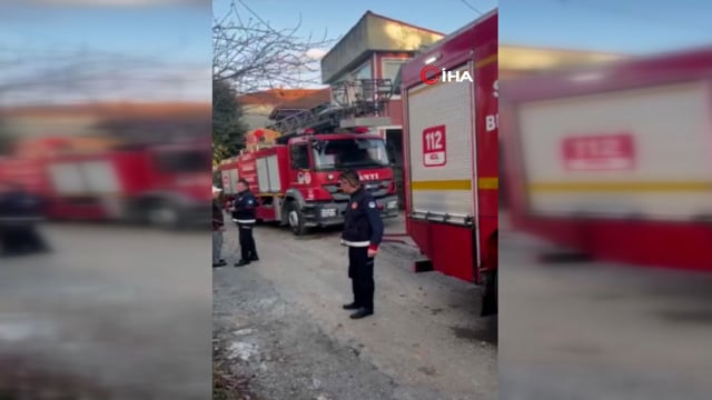 Yol çalışmasında doğal gaz borusu delindi, ekiplerin erken müdahalesi faciayı önledi