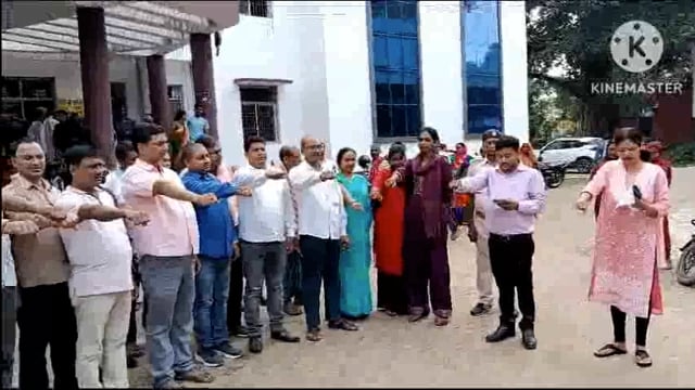 सतर्कता अभीचेतना सप्ताह को लेकर बी डी ओ और सी ओ ने कर्मचारियों को दिलाया भ्रष्टाचार मुक्ति की शपथ