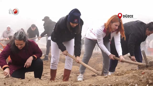 Konuralp Antik Tiyatrosu Kazılarına Destek Büyüyor