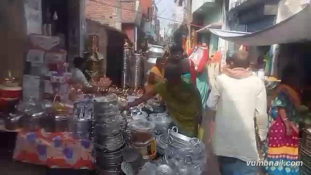 धनतेरस को लेकर थरथरी   बाजार मे खूब खरदारी हुआ