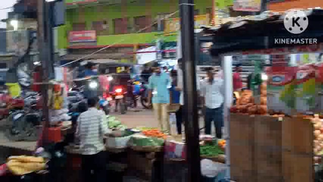 धनतेरस में खरीदारी को लेकर अमरपुर शहर में पूरे दिन रहा गहमागहमी से। ग्राहकों ने जमकर की खरीदारी 