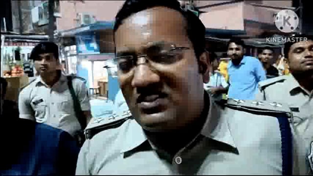 एसडीएम बांका की अगुवाई में अधिकारियों के संयुक्त टीम के द्वारा अमरपुर शहर के मिठाई दुकानों में की गई छापेमारी