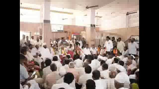 नामदार संजय बनसोडे यांनी डोंगरशेळकी येथून केली प्रचाराची सुरुवात