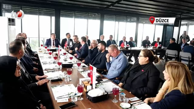 Başkan Özlü Ata Binmek İçin Düzce'ye Gel