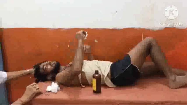 पटाखा छोड़ने को लेकर हुए विवाद में दो पक्षों मै हुई मारपीट।दोनों पक्षों से चार लोग जख्मी।