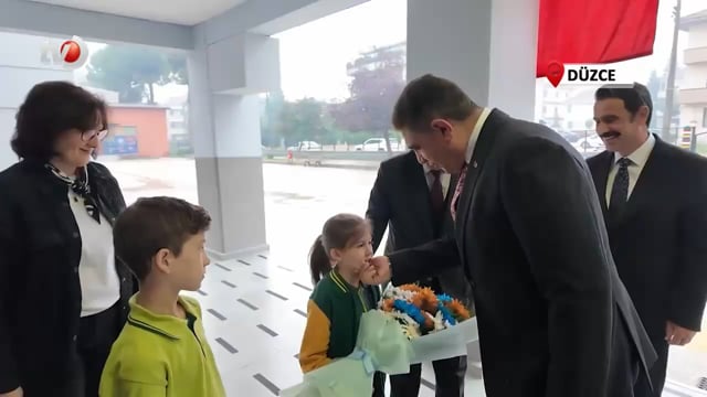 Vali Aslan Uzun Mustafa İlkokulu’nu Ziyaret Etti