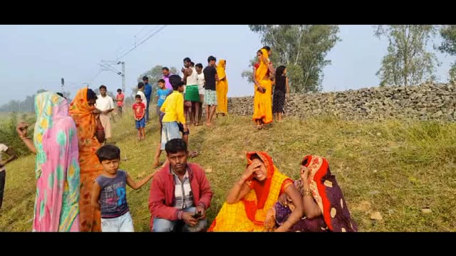 एक महिला व पांच वर्षीय पुत्र ने रेल से कटकर दे दी जान 