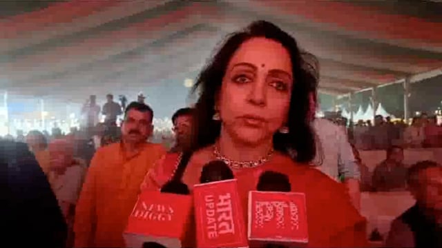 मथुरा में उत्तर प्रदेश ब्रज तीर्थ विकास परिषद द्वारा आयोजित 11 दिवसीय बृज रज महोत्सव का हुआ शुभारंभ