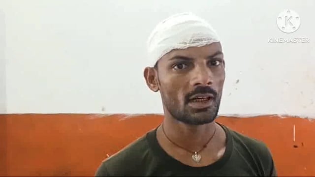 बनियाचक गांव में सेंटरिंग खोलने के क्रम में सर पर ईटा गिरने से एक व्यक्ति गंभीर रूप से जख्मी।