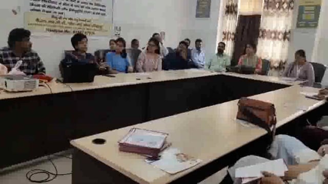 मथुरा के जिला अस्पताल में डॉक्टरों ने नवजात बच्चों में अंधेपन के खतरा को लेकर की वर्कशाला