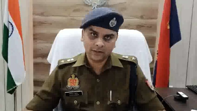 जनपद बलरामपुर के थाना महाराजगंज तराई क्षेत्र अंतर्गत बीती रात्रि हुई चोरी की घटना को लेकर सुनिए क्या कहते हैं एसपी 