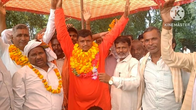 सिरदला पंचायत पैक्स अध्यक्ष के पद पर जेहलडीह गांव के कैलाश प्रसाद ने किया पर्चा दाखिल