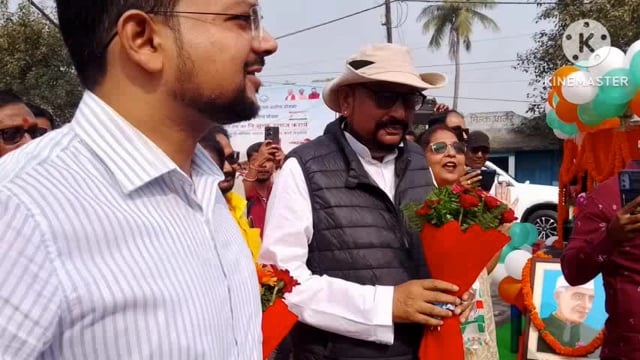 बांका डीएम के द्वारा बांका की हृदय स्थली गांधी चौक पर राष्ट्रपिता महात्मा गांधी की नई प्रतिमा का अनावरण।