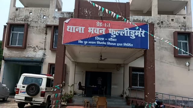 पुलिस ने एक कोर्ट वारंटी को किया गिरफ्तार