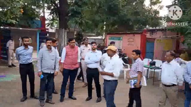 प्रमंडलीय आयुक्त ने अमरपुर प्रखंड के विभिन्न पोलिंग बूथ का किया निरीक्षण। दिए आवश्यक दिशा निर्देश।