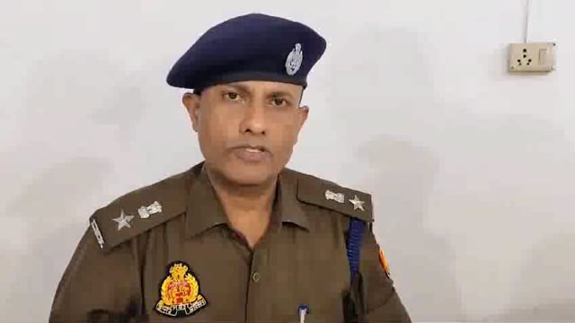 Barabanki Jile Mein Deva thane ke antargat Ek Mahila ka video viral Hua raha tha usne aarop Lagaya Tha ki manjilu aaj Logon Ne Uske ghar mein ghuskar Mara aur FIR Uske Mandir Mein mans Ke Tukde fenke aur vahan per Sharab bhi Piya tha additional SP ki bite