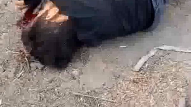 बस ने बाइक सवार चार लोगों को रोदा तीन युवकों की मौके पर मौत एक गंभीर रूप से घायल जिला अस्पताल में कराया भर्ती