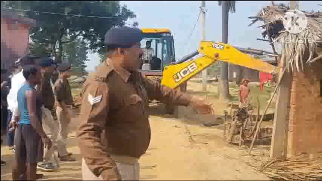 अमरपुर बाईपास निर्माण को लेकर सिउड़ी एवं खेमीचक मौजा के सरकारी भूमि से हटाया गया अतिक्रमण।