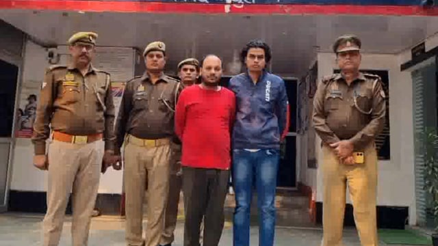 गोविंद नगर थाना क्षेत्र में शादी समारोह में हुई हत्या में वांछित दो अभियुक्तो को घटना में प्रयुक्त  कार सहित गिरफ्तार 