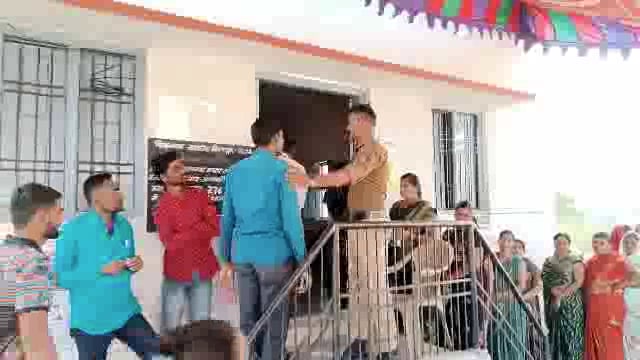 उदगीर शहरासह तालुक्यात ठीक ठिकाणी सुरळीत पणे मतदान सुरू