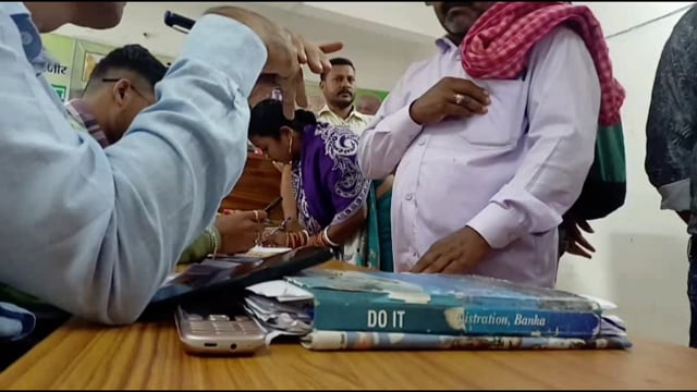 कड़ी सुरक्षा व्यवस्था के बीच चांदन में अंतिम दिन गुरूवार 21 नवंबर तक 19 अध्यक्ष व 114 सदस्य पद से से भरा नामांकन पर्चा। 