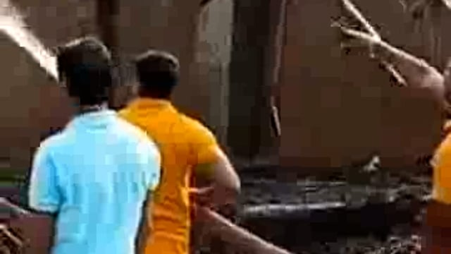 ଚାହୁଁ ଚାହୁଁ ଜଳିଗଲା 3 ବଖରା ଘର ଏହି ଘଟଣାଟି ଘଟିଛି କଙ୍କଡାହାଡ ବ୍ଲକରେ
