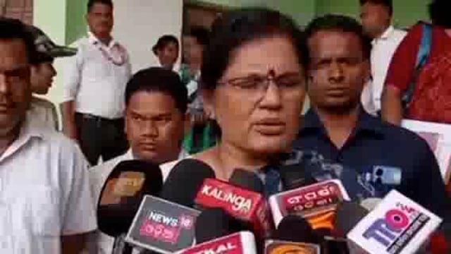  ଢେଙ୍କାନାଳ ରେ ଉପମୁଖ୍ୟମନ୍ତ୍ରୀ ପ୍ରଭାତୀ ପରିଡା ଚାଷୀଙ୍କ ଧାନ ମଣ୍ଡି କୁ ନେଇ ପ୍ରତିକ୍ରିୟା 