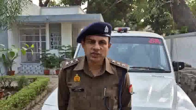 *SWAT टीम, थाना रामचन्द्र मिशन पुलिस व सर्विलांस सेल की संयुक्त टीम द्वारा 25000 रुपये का इनामी व थाना रामचन्द्र मिशन पर