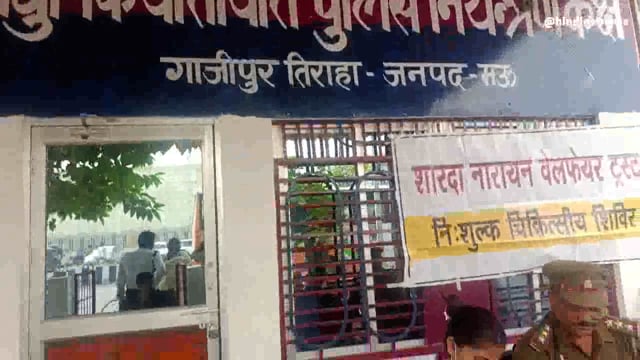 यातायात माह में प्रशासन व शारदा नारायण हॉस्पिटल ने यातायात पुलिस के लोगों का किया निःशुल्क जांच 
