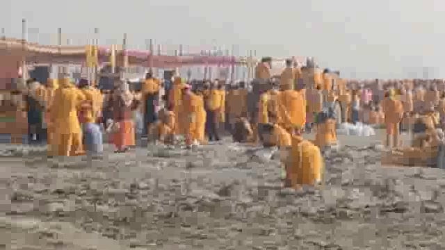 जगद्गुरु कृपालु महाराज की बेटी डॉ विशाखा त्रिपाठी हुई पंचतत्व में विलीन