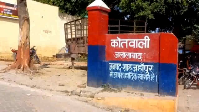 मारपीट के बाद घर में घुसकर सन्दूक का ताला तोड़कर माल जेवर व नगदी चुराई,पुलिस ने चोरों के खिलाफ मामला किया दर्ज।