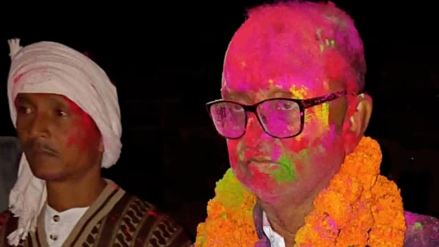 शानदार जीत दर्ज कर बिंदेश्वरी यादव दूसरी बार बने पैक्स अध्यक्ष, समर्थकों ने फूलमाला पहनकर जीत की दी बधाई