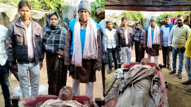 पूर्व वार्ड सदस्य के निधन पर प्रखंड के जनप्रतिनिधियों एवं समर्थकों ने शोक व्यक्त करते हुए पुष्प अर्पित कर दी श्रद्धांजलि