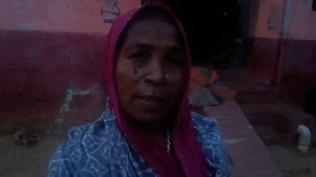 एक ही व्यक्ति दो नामों से जाने जाने के कारण पति की मृत्यु के बाद बैंक से राशि निकालने को लेकर बैंक का लगा रही चक्कर