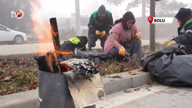 Emekçi Kadınların Soğuk Havada Zorlu Mesaisi