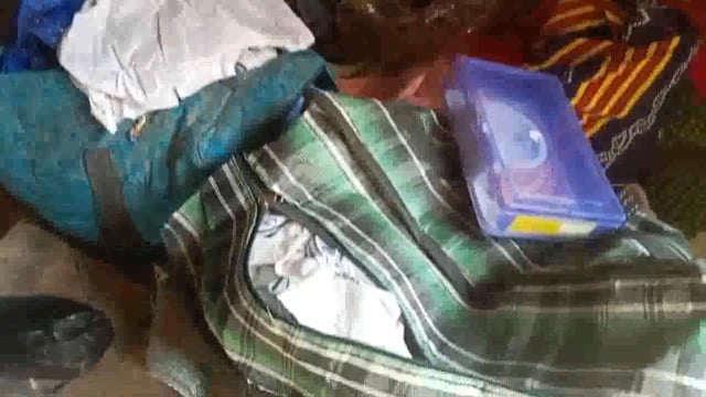 जेवरात और नगदी सहित लाखों का सामान चोरी, छत के रास्ते घर में घुसे चोरों ने ट्रंक का ताला तोड़कर चुराए जेवरात व रुपए।