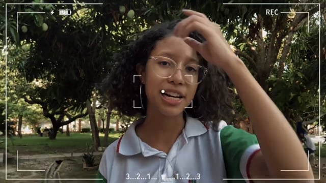 Chicas Malas - El Ataque De Momo (EN)