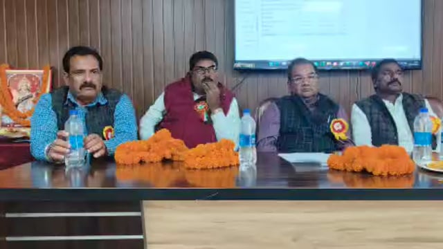 बिहार ब्लॉक सभागार में आयोजित हुआ ब्लॉक स्तरीय उन्मुखीकरण कार्यक्रम संपन्न वही दौरान बच्चों की प्रस्तुतियों ने मनमोहा,