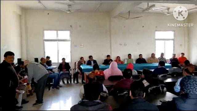 शांतिपूर्ण माहौल में संपन्न हुई प्रखंड मुख्यालय में पंचायत समिति की बैठक। विभिन्न योजनाओं पर हुई चर्चा।