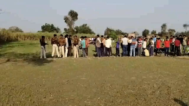 बिहार के बगहा में तेंदुआ का कोहराम, मजदूरों पर हमला कर गन्ने के खेत में हुआ गायब, वन विभाग अलर्ट, दहवा पीएचसी में इलाज 