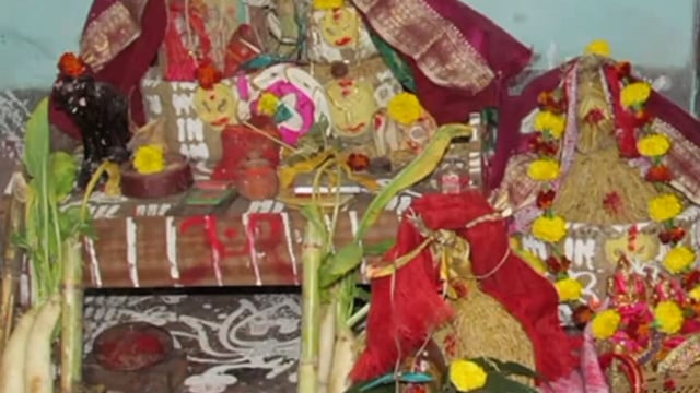 ଢେଙ୍କାନାଳ ଜିଲ୍ଳାରେ ବିଭିର୍ନ ଘରେ ଘରେ ଶେଷ ପାଳିରେ କମ୍ପୁଛି ମଗୁସୁର ମାସ ଗୁରୁବାର ପିଠା ପଣା ରେ ଘରେ ଘରେ ମା ଲଷ୍ମୀ 