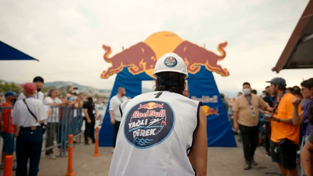 Redbull "Yağlı Direk"