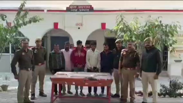 बाघराय थाना क्षेत्र के छतार ग्राम सभा में शादी विवाह के संबंध में पंचायत के दौरान हुई मारपीट पांच अभियुक्त हुए गिरफ्तार,