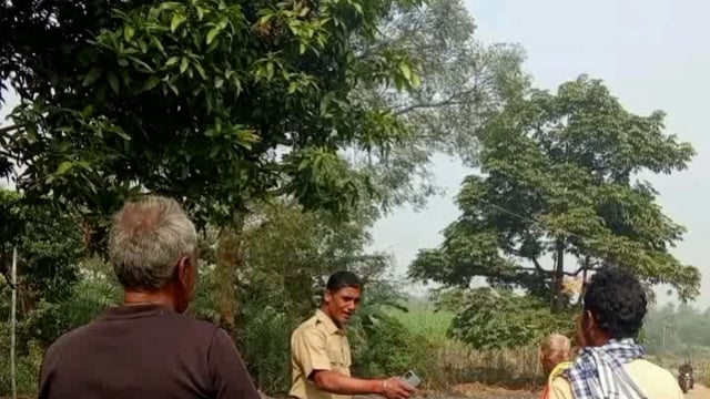 ତୁଟୁନି ଝାଡ଼ବନ୍ଧ ଗୋଷ୍ଠୀବିବାଦ,ବନ୍ଦ ହେଲା ବାଟ ମଙ୍ଗଳା ମନ୍ଦିରପ୍ରତିଷ୍ଠା ଯାତ୍ରା।ଗତକିଛି ଦିନ ତଳେ ମୟୁରଭଞ୍ଜରୁ ଆସିଥିଲା ମା'ଙ୍କମୂର୍ତ୍ତି