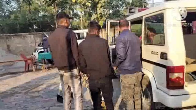 अपराधिक योजना बनाते दो युवक को पुलिस ने अवैध हथियार के साथ किया गिरफ्तार 